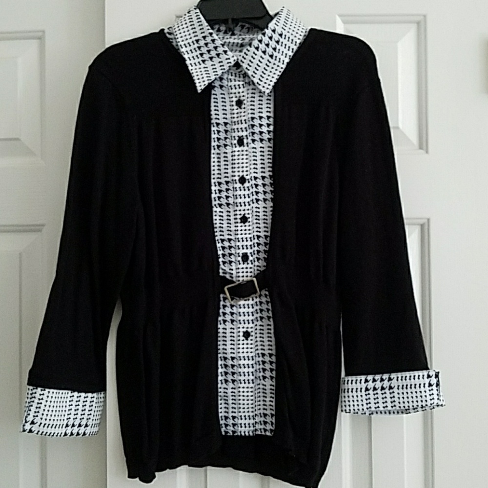 To with attached jacket and belt